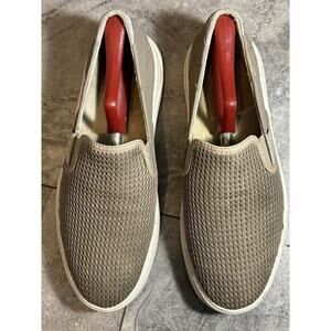 Olukai Lae'Ahi Tan Beige Slip On Shoes Sneakers Mens Size 8.5 Casual Comfort